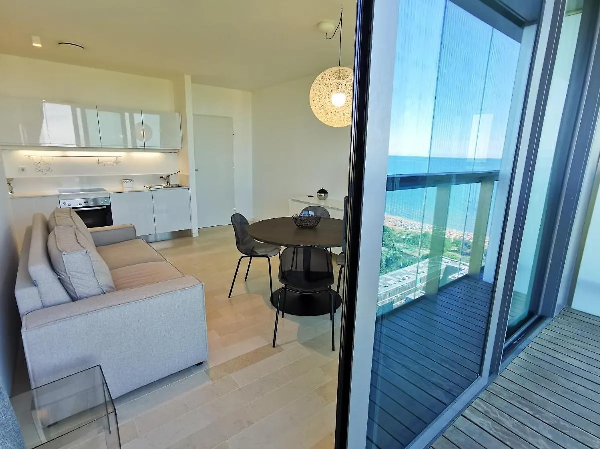 Merville Family Apartment 利多迪迪耶索洛